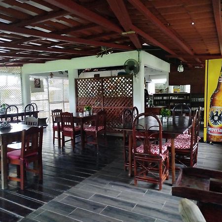 Hotel Pez Gallo Golfito Exterior foto